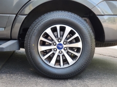 Used 2017 Ford Expedition 4d SUV 4WD XLT at Auto Direct near Zebulon, NC