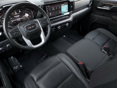 Used 2025  GMC Sierra 1500 2WD Crew Cab 147" SLT at Auto Direct near Zebulon&comma; NC