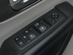Used 2021  Chrysler Pacifica Touring L FWD at Auto Direct near Zebulon&comma; NC