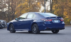 Used 2024  Toyota Camry SE Auto at Auto Direct near Zebulon, NC