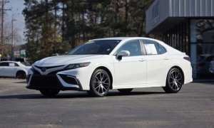 Used 2024  Toyota Camry SE Auto at Auto Direct near Zebulon, NC
