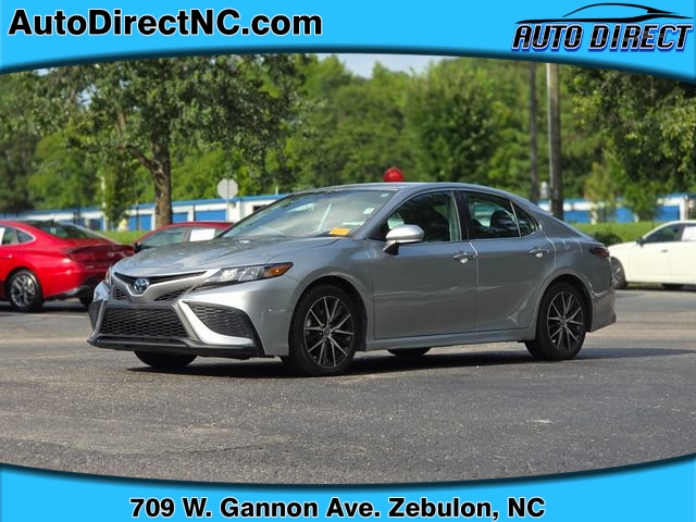Used 2024  Toyota Camry SE Auto at Auto Direct near Zebulon&comma; NC