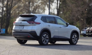 Used 2023  Nissan Rogue FWD SV at Auto Direct near Zebulon&comma; NC