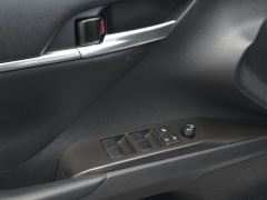Used 2024  Toyota Camry SE Auto at Auto Direct near Zebulon&comma; NC