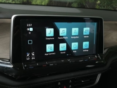 Used 2025  Volkswagen Atlas 2&period;0T SE w&sol;Technology 4MOTION at Auto Direct near Zebulon&comma; NC