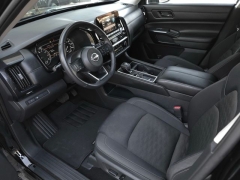 Used 2024  Nissan Pathfinder SV 2WD at Auto Direct near Zebulon&comma; NC