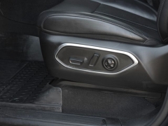 Used 2024  Jeep Wagoneer Series II 4x2 at Auto Direct near Zebulon&comma; NC