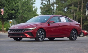 Used 2024  Hyundai Elantra Limited IVT at Auto Direct near Zebulon&comma; NC