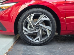 Used 2024  Hyundai Elantra Limited IVT at Auto Direct near Zebulon&comma; NC