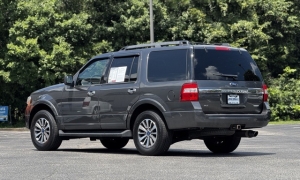 Used 2017 Ford Expedition 4d SUV 4WD XLT at Auto Direct near Zebulon, NC
