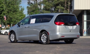 Used 2022  Chrysler Voyager LX FWD at Auto Direct near Zebulon&comma; NC