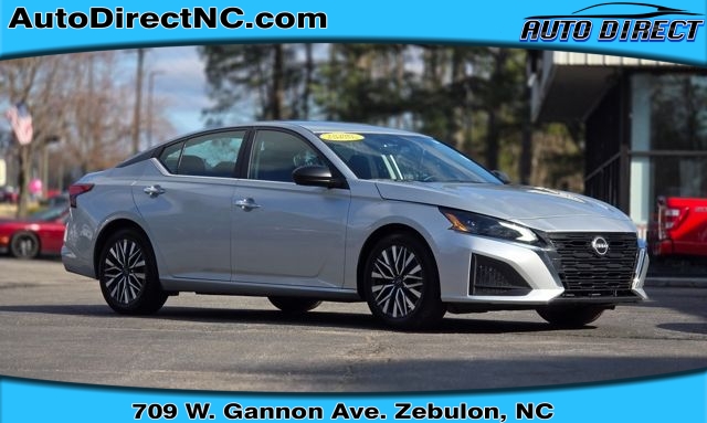 Used 2024  Nissan Altima 2&period;5 SV Sedan at Auto Direct near Zebulon&comma; NC