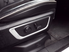 Used 2024  Ram 1500 4WD Laramie Crew Cab 5'7" Box at Auto Direct near Zebulon&comma; NC