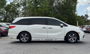 Used 2018 Honda Odyssey 4d Wagon Touring at Auto Direct near Zebulon, NC