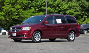 Used 2020  Dodge Grand Caravan 4d Wagon SXT at Auto Direct near Zebulon&comma; NC