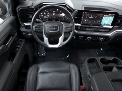 Used 2025  GMC Sierra 1500 2WD Crew Cab 147" SLT at Auto Direct near Zebulon&comma; NC