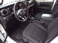 Used 2023 Jeep Gladiator Overland 4x4 at Auto Direct near Zebulon, NC