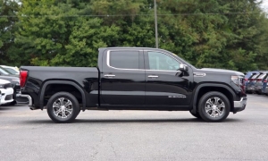 Used 2025  GMC Sierra 1500 2WD Crew Cab 147" SLT at Auto Direct near Zebulon&comma; NC