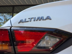 Used 2024  Nissan Altima 2&period;5 SR Sedan at Auto Direct near Zebulon&comma; NC