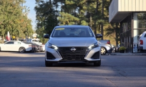 Used 2024  Nissan Altima 2.5 SV Sedan at Auto Direct near Zebulon, NC