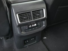 Used 2025  Volkswagen Atlas 2&period;0T SE w&sol;Technology 4MOTION at Auto Direct near Zebulon&comma; NC