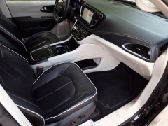 Used 2023 Chrysler Pacifica Limited FWD at Auto Direct near Zebulon, NC