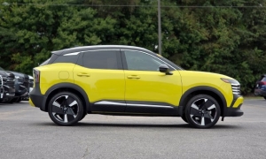 Used 2025  Nissan Kicks SR AWD at Auto Direct near Zebulon&comma; NC