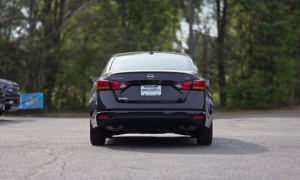 Used 2024  Nissan Altima 2&period;5 SV Sedan at Auto Direct near Zebulon&comma; NC