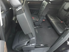 Used 2025  Volkswagen Atlas 2&period;0T SE w&sol;Technology 4MOTION at Auto Direct near Zebulon&comma; NC