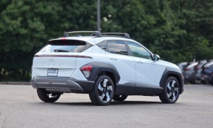 Used 2024  Hyundai Kona Limited FWD at Auto Direct near Zebulon&comma; NC