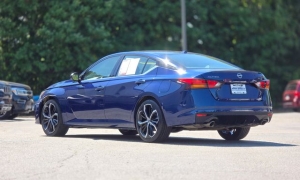 Used 2024  Nissan Altima 2&period;5 SR Sedan at Auto Direct near Zebulon&comma; NC