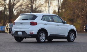 Used 2020  Hyundai Venue 4d SUV FWD SE IVT at Auto Direct near Zebulon&comma; NC