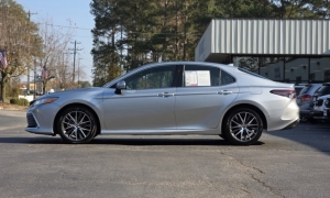 Used 2024  Toyota Camry XLE Auto at Auto Direct near Zebulon, NC