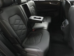 Used 2025  Volkswagen Atlas 2&period;0T SE w&sol;Technology 4MOTION at Auto Direct near Zebulon&comma; NC