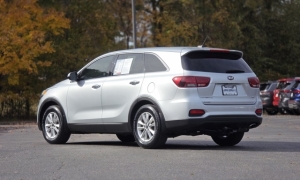 Used 2019  Kia Sorento 4d SUV FWD LX I4 at Auto Direct near Zebulon, NC