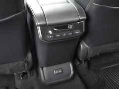 Used 2022  Toyota Highlander XLE FWD at Auto Direct near Zebulon, NC