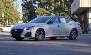 Used 2024  Nissan Altima 2.5 SV Sedan at Auto Direct near Zebulon, NC