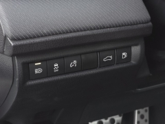 Used 2025  Toyota Camry SE at Auto Direct near Zebulon&comma; NC