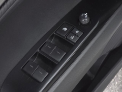 Used 2025  Toyota Camry SE at Auto Direct near Zebulon&comma; NC