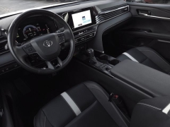 Used 2025  Toyota Camry SE at Auto Direct near Zebulon&comma; NC