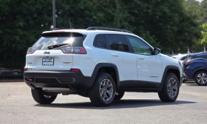Used 2022  Jeep Cherokee Trailhawk 4x4 at Auto Direct near Zebulon&comma; NC