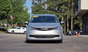 Used 2022  Chrysler Voyager LX FWD at Auto Direct near Zebulon&comma; NC