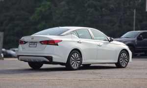 Used 2025  Nissan Altima SV FWD at Auto Direct near Zebulon&comma; NC