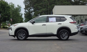 Used 2025  Nissan Rogue AWD S at Auto Direct near Zebulon&comma; NC