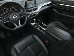 Used 2024  Nissan Altima 2&period;5 SR Sedan at Auto Direct near Zebulon&comma; NC