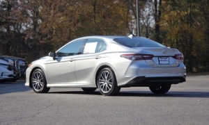 Used 2024  Toyota Camry XLE Auto at Auto Direct near Zebulon, NC