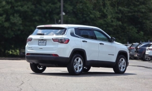 Used 2023  Jeep Compass Sport 4x4 at Auto Direct near Zebulon&comma; NC
