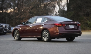 Used 2024  Nissan Altima 2.5 SV Sedan at Auto Direct near Zebulon, NC