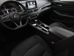 Used 2024  Nissan Altima 2&period;5 SV Sedan at Auto Direct near Zebulon&comma; NC