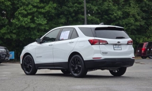 Used 2023  Chevrolet Equinox FWD 4dr LS w&sol;1LS at Auto Direct near Zebulon&comma; NC